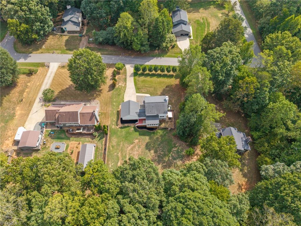 163 Somerset Drive Property Photo 2
