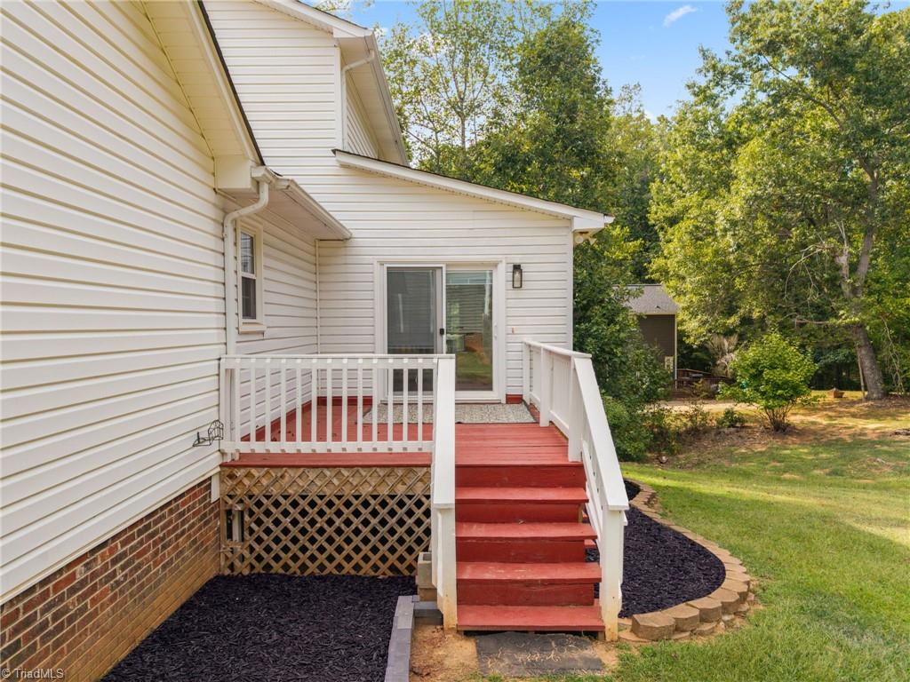 163 Somerset Drive Property Photo 9