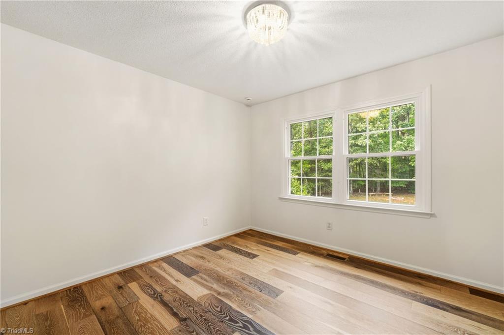 163 Somerset Drive Property Photo 32