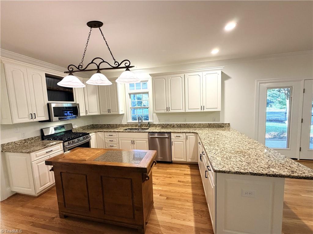 1242 Blackberry Ridge Road Property Photo 16
