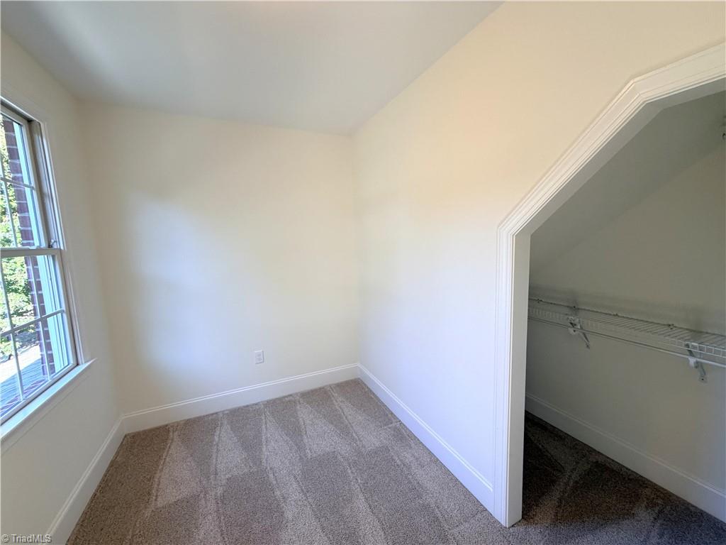 1242 Blackberry Ridge Road Property Photo 32