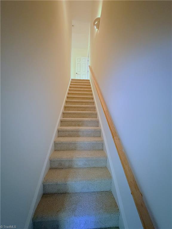 1242 Blackberry Ridge Road Property Photo 40