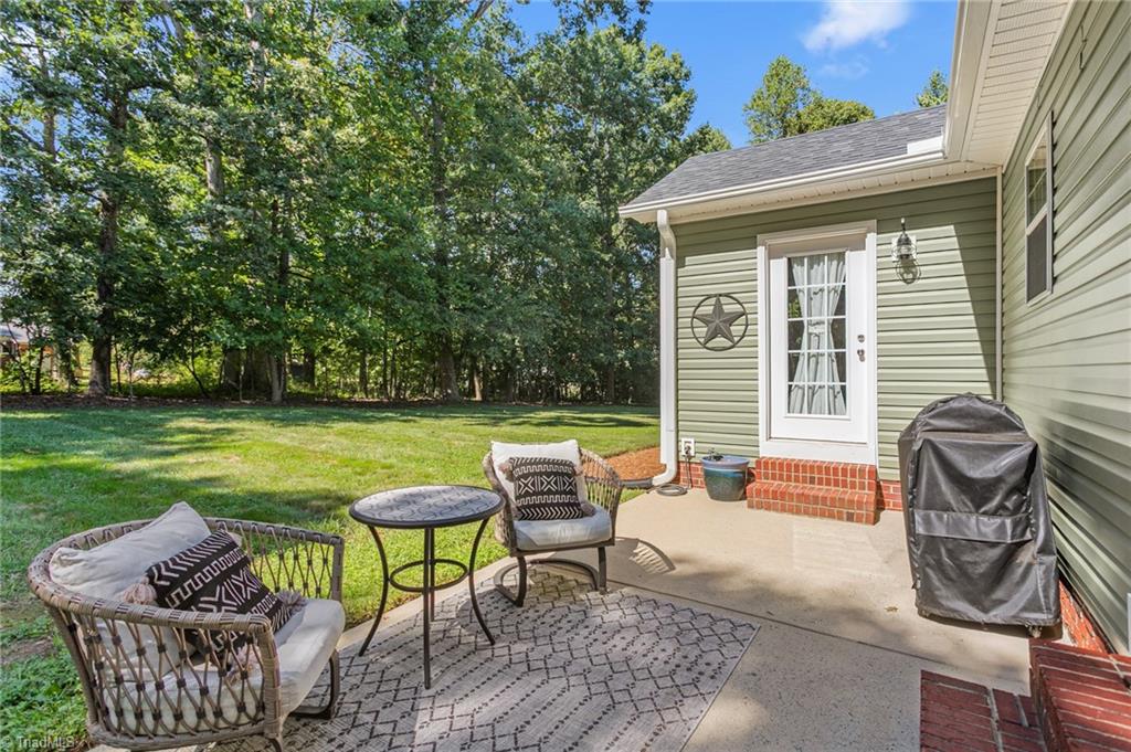 206 Cushman Road Property Photo 11