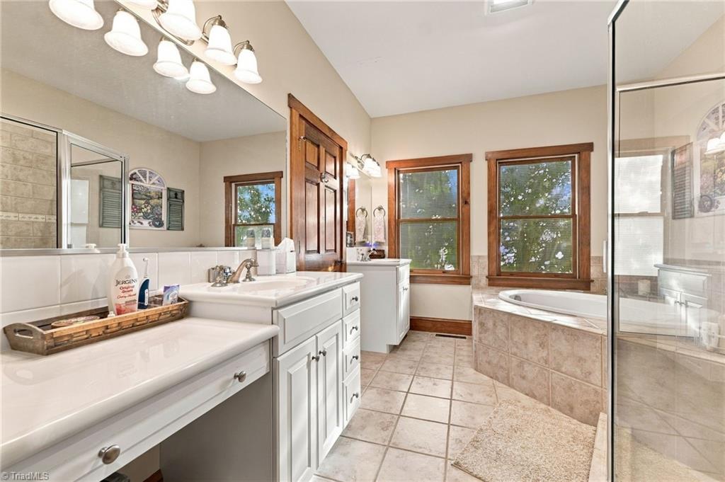 246 Dionne Way Property Photo 22