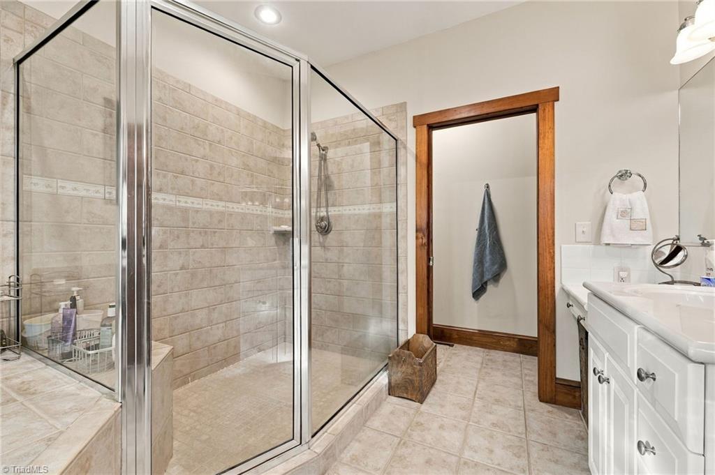 246 Dionne Way Property Photo 23