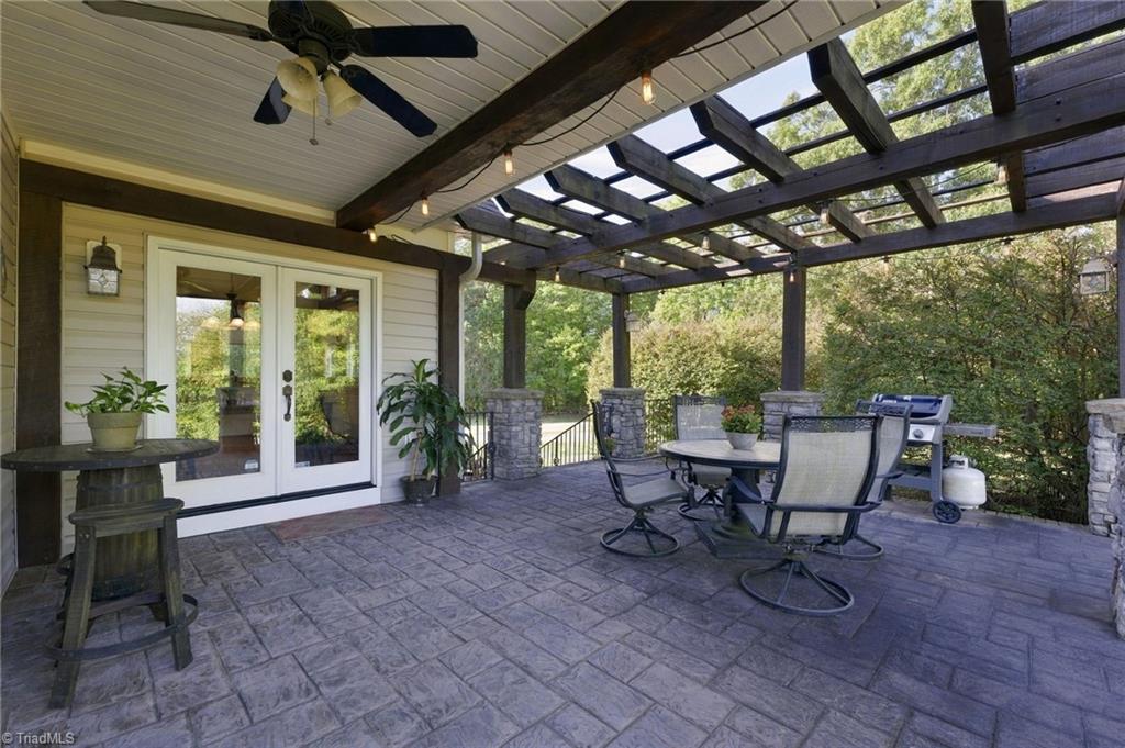 246 Dionne Way Property Photo 37