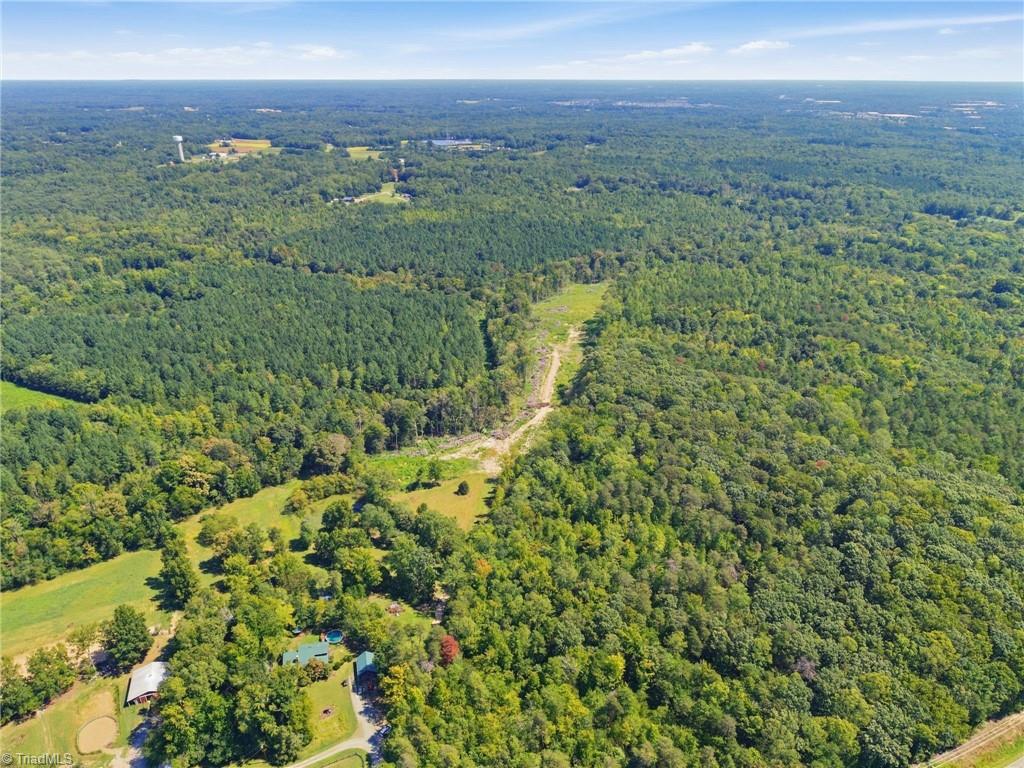 507 Birch Creek Road Property Photo 9