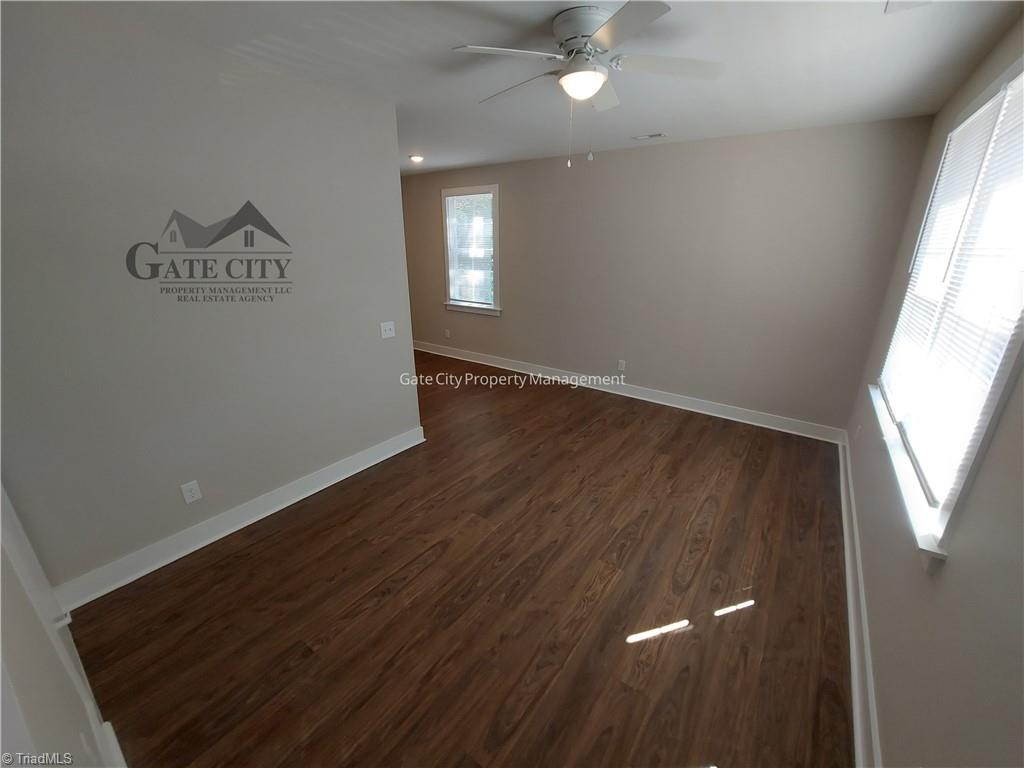 40 E 4th Street Property Photo 4