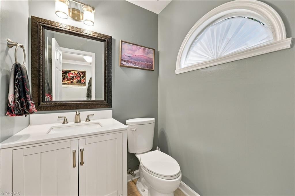 4 Cedar Knoll Court Property Photo 4