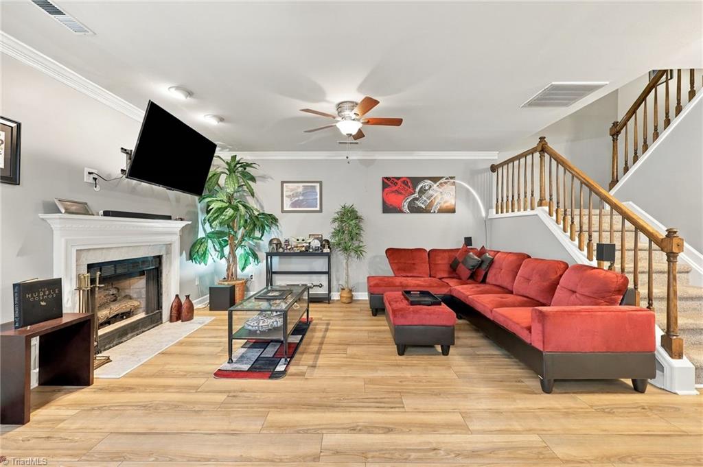 4 Cedar Knoll Court Property Photo 5