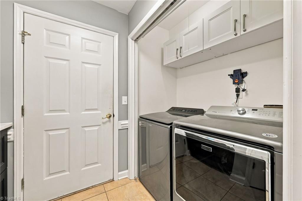 4 Cedar Knoll Court Property Photo 9
