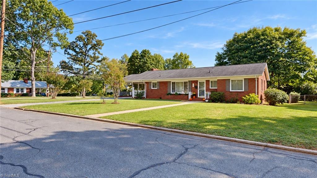 1401 Eldorada Road Property Photo 4