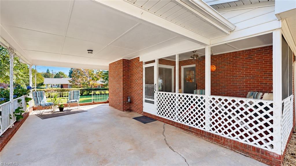 1401 Eldorada Road Property Photo 12