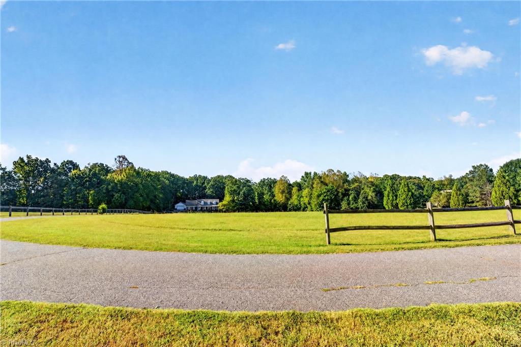 1512 Oak Ridge Road Property Photo 9