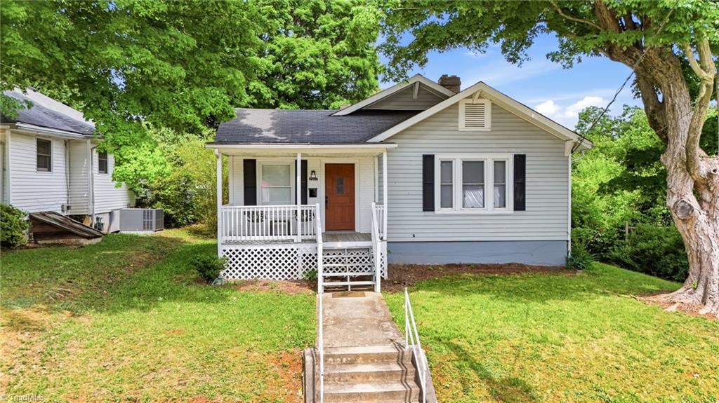 2507 Stockton Street Property Photo 1