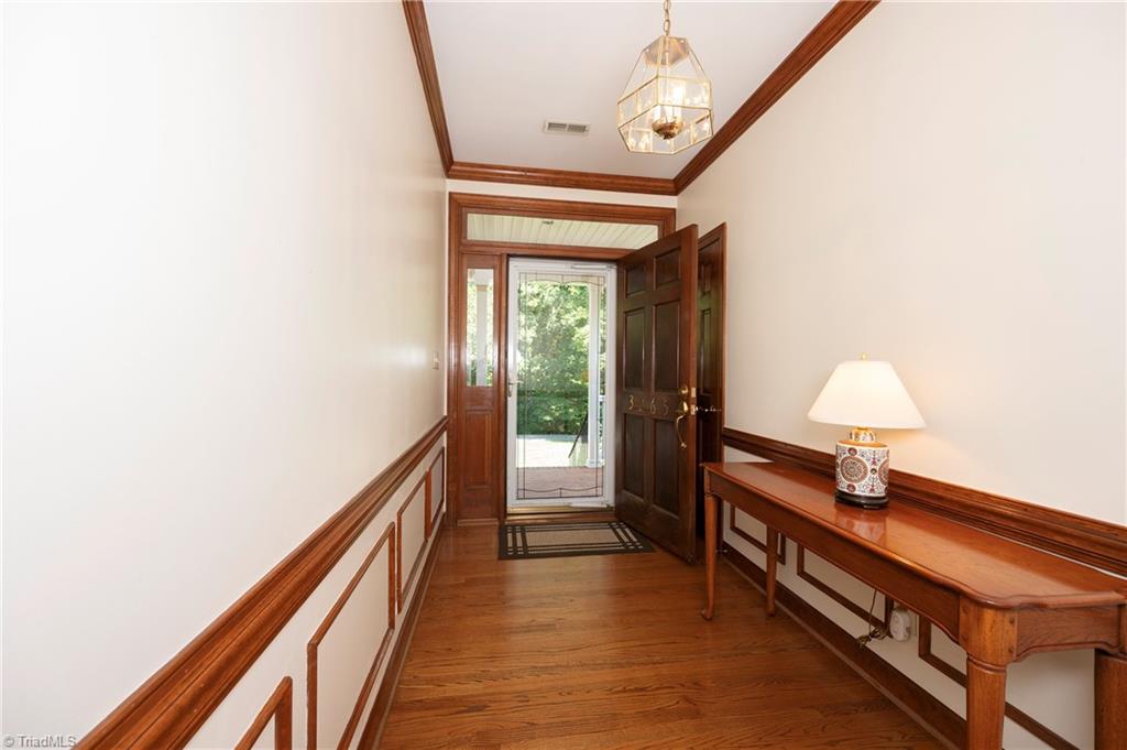 3265 Beroth Road Property Photo 8