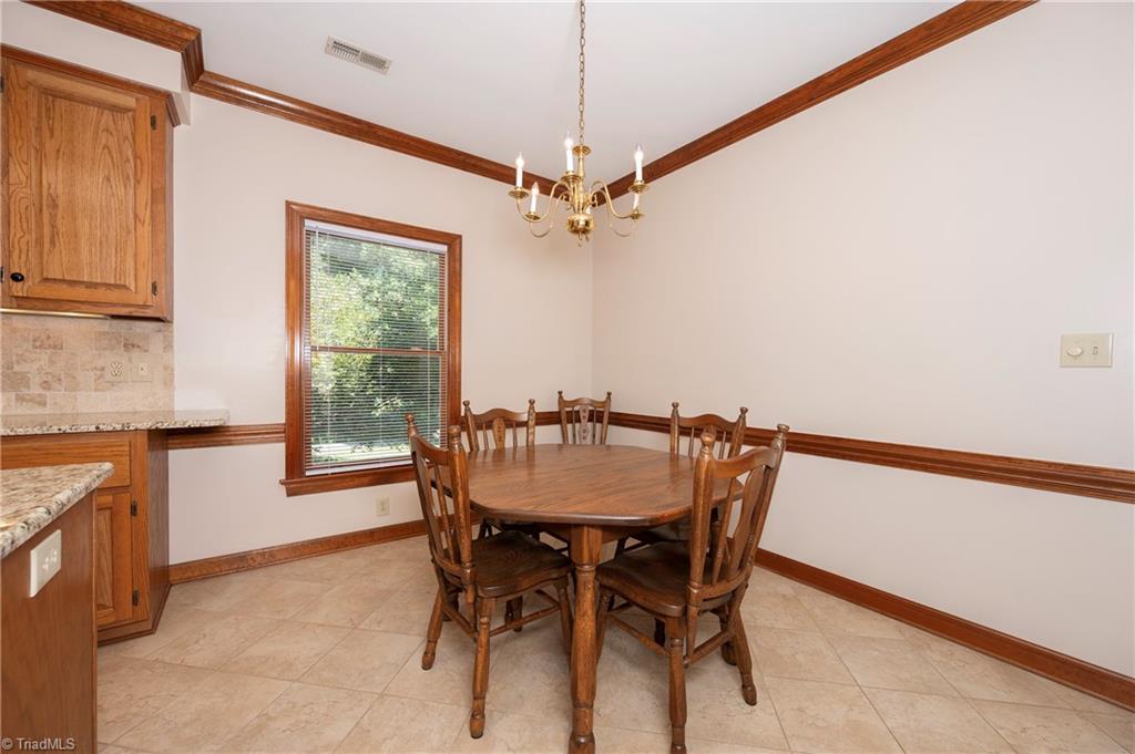 3265 Beroth Road Property Photo 11