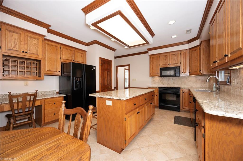3265 Beroth Road Property Photo 14