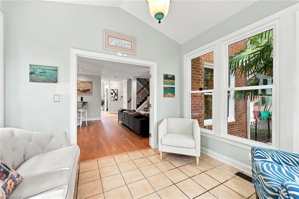 4911 Setter Court Property Photo 11