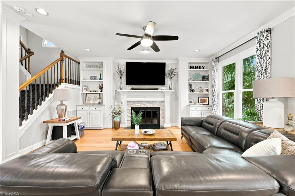 4911 Setter Court Property Photo 12