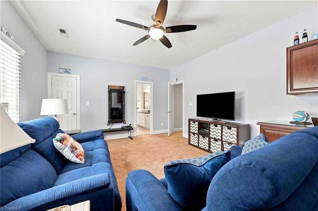 4911 Setter Court Property Photo 27