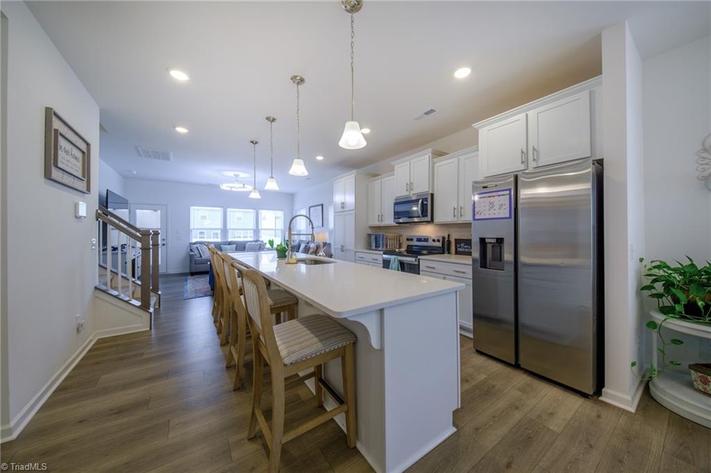 2670 Wood Valley Road Property Photo 4