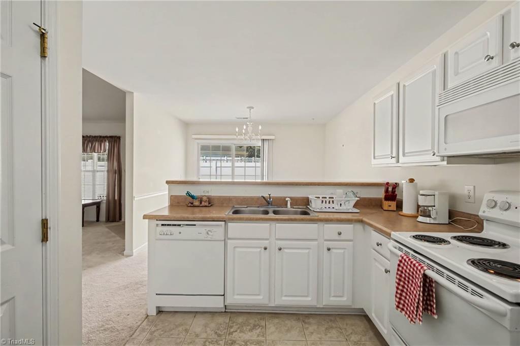 6001 Holland Park Lane Property Photo 18