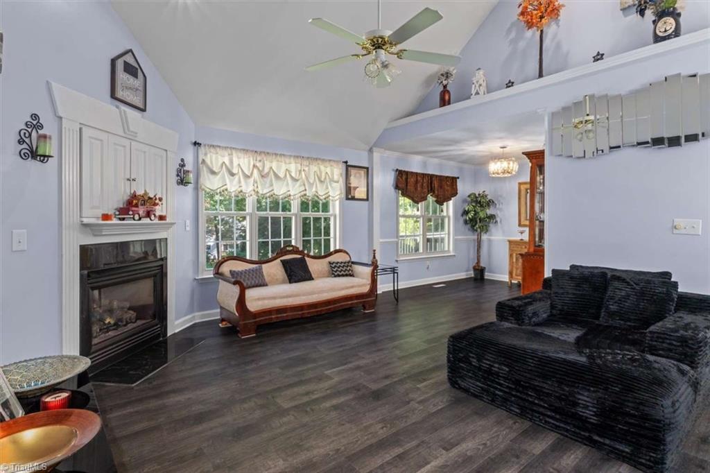 5125 Old Plantation Circle Property Photo 5