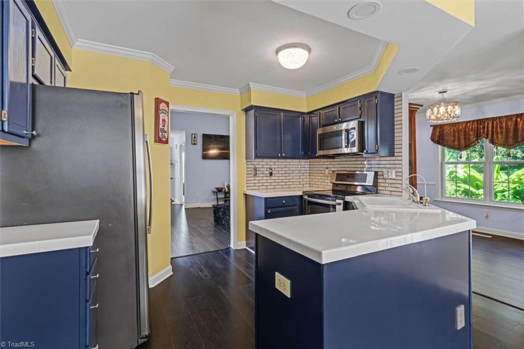 5125 Old Plantation Circle Property Photo 8