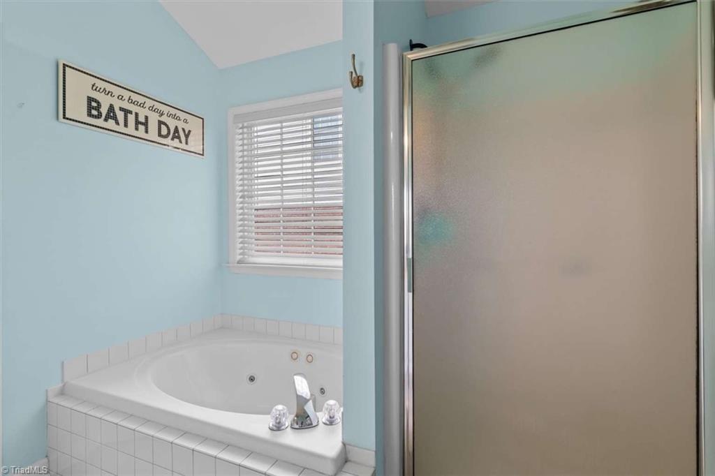 5125 Old Plantation Circle Property Photo 16