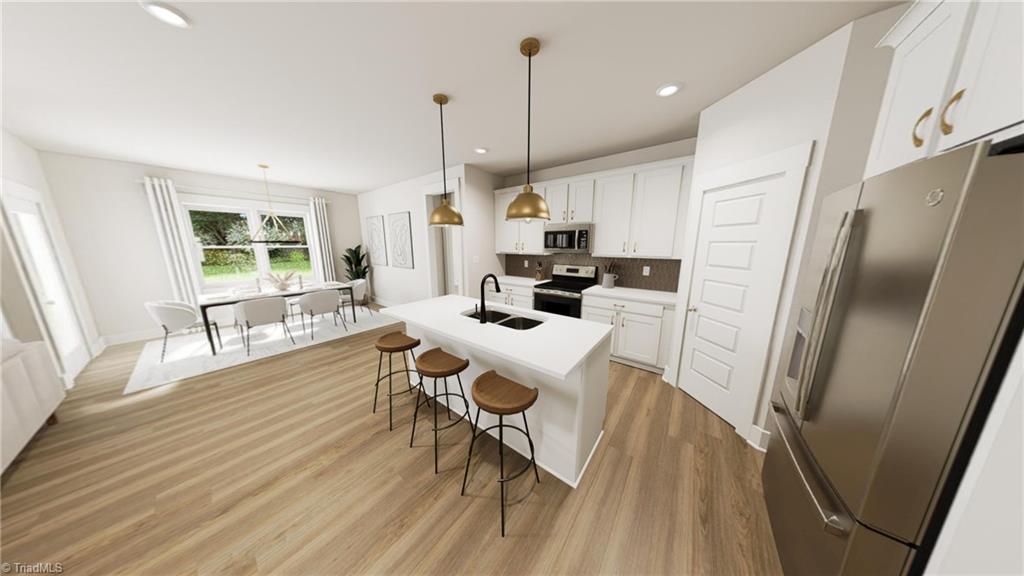 5551 Rock Valley Drive Property Photo 4