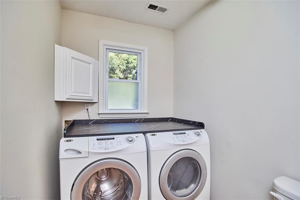 2131 Dave Street Property Photo 19