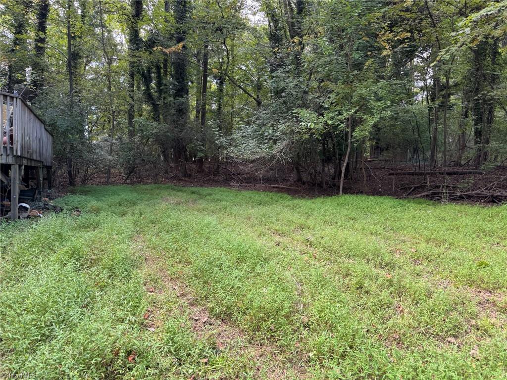 401 Dogwood Circle Property Photo 5