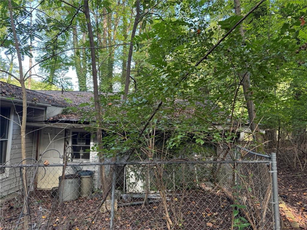 401 Dogwood Circle Property Photo 17