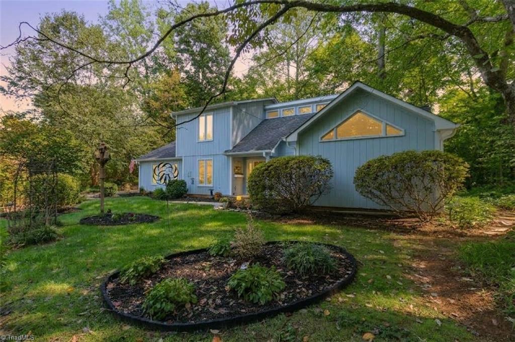 8047 Deverow Court Property Photo 1