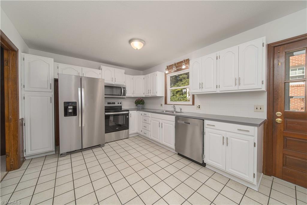 2634 Weymoth Road Property Photo 11