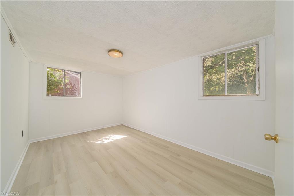 2634 Weymoth Road Property Photo 32