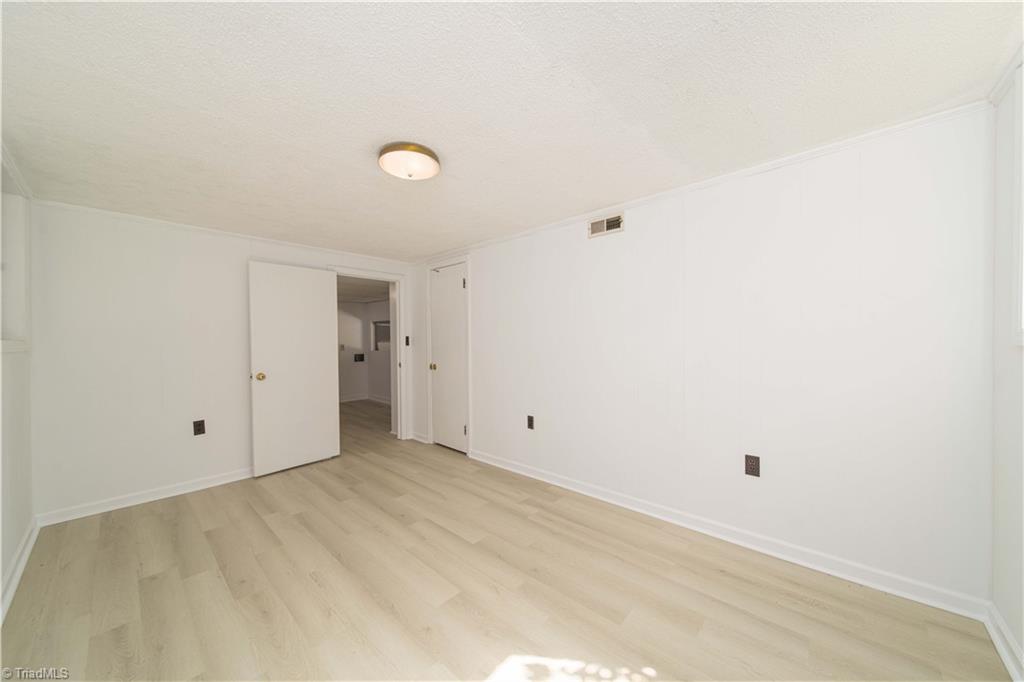 2634 Weymoth Road Property Photo 34