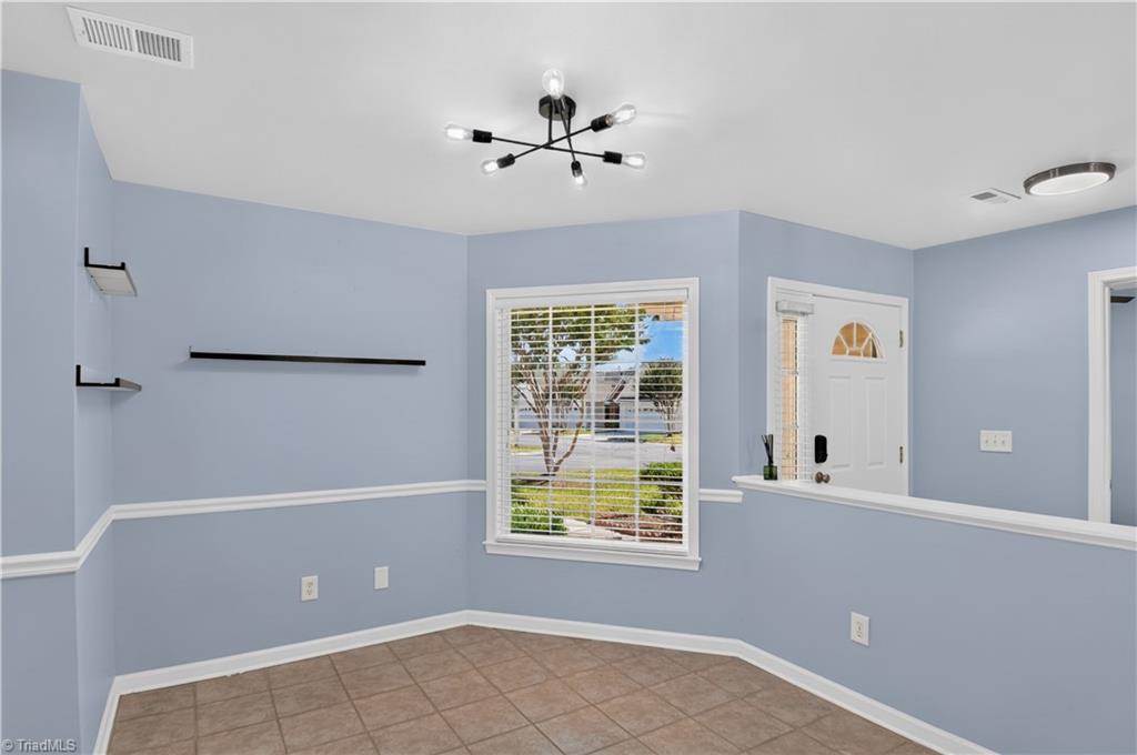 1356 Bayswater Drive Property Photo 11
