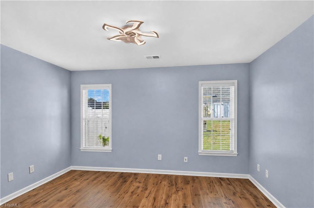 1356 Bayswater Drive Property Photo 19