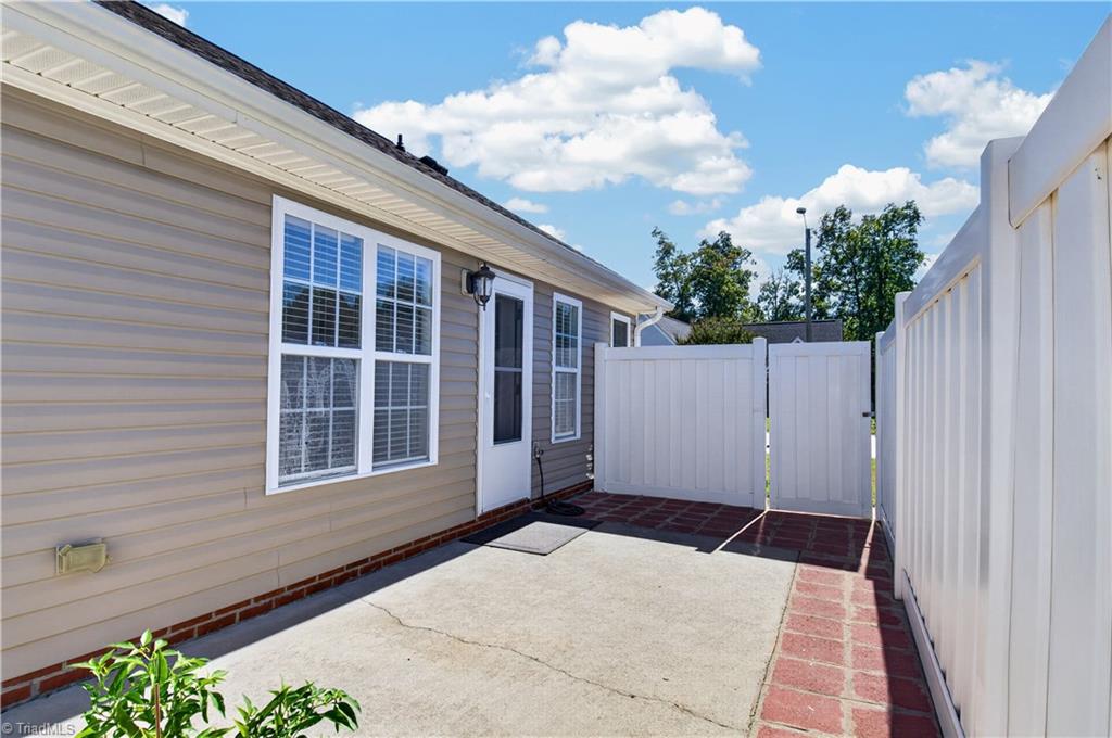 1356 Bayswater Drive Property Photo 40