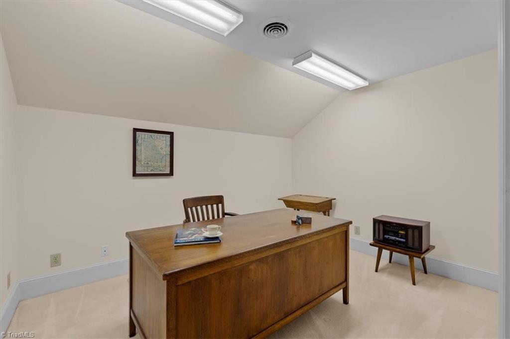 12 Barrington Drive Property Photo 34