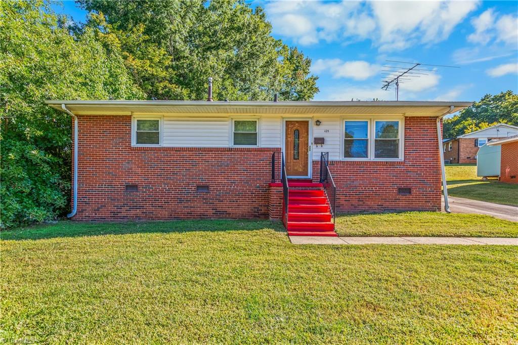 105 Cassell Street Property Photo 1