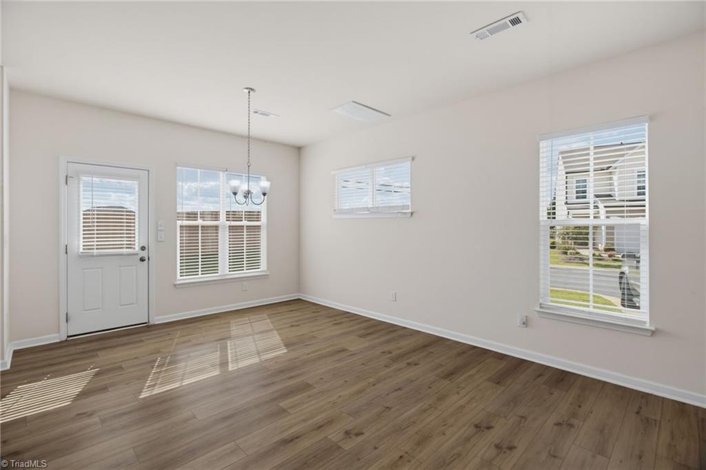 3727 Feltham Lane Property Photo 9