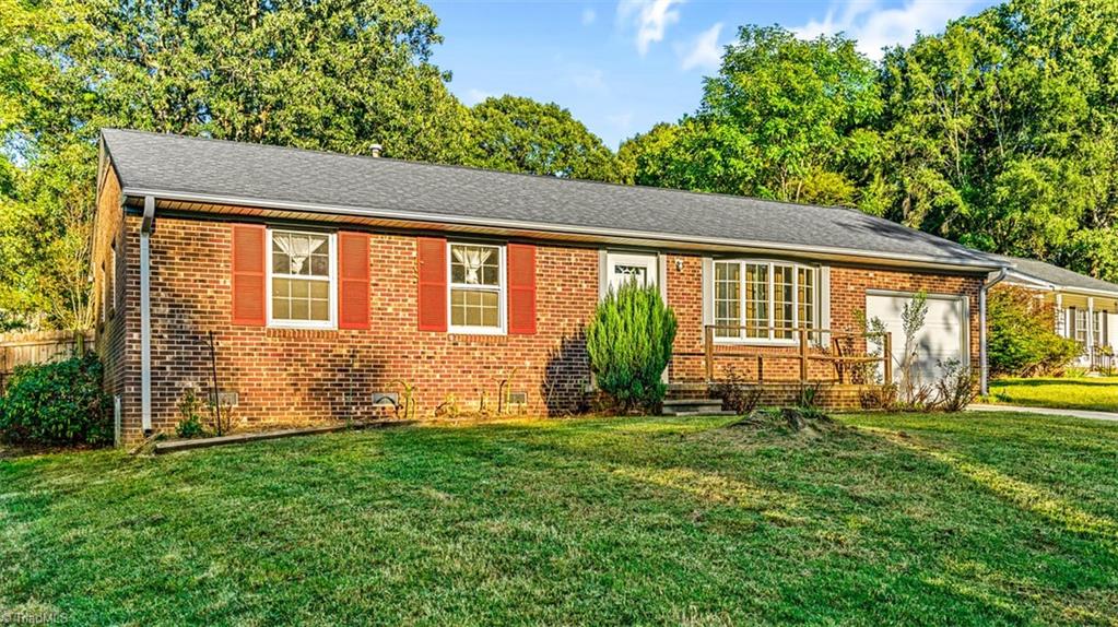 4105 Flagstaff Court Property Photo 3