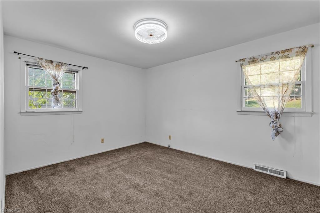 4105 Flagstaff Court Property Photo 13