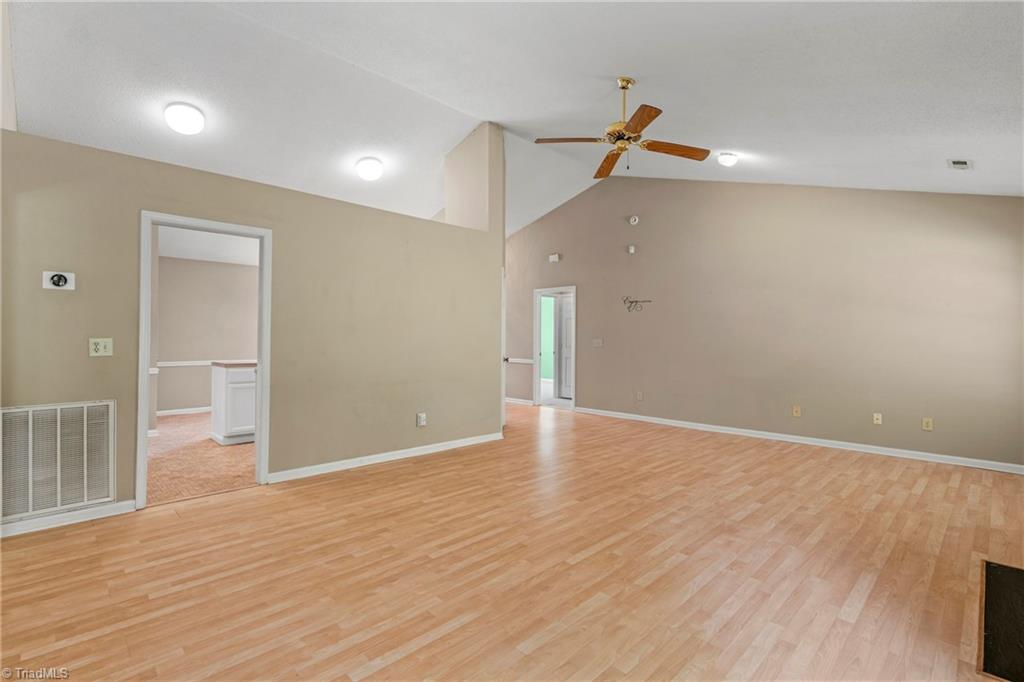 5804 Manor Ridge Trail Property Photo 8