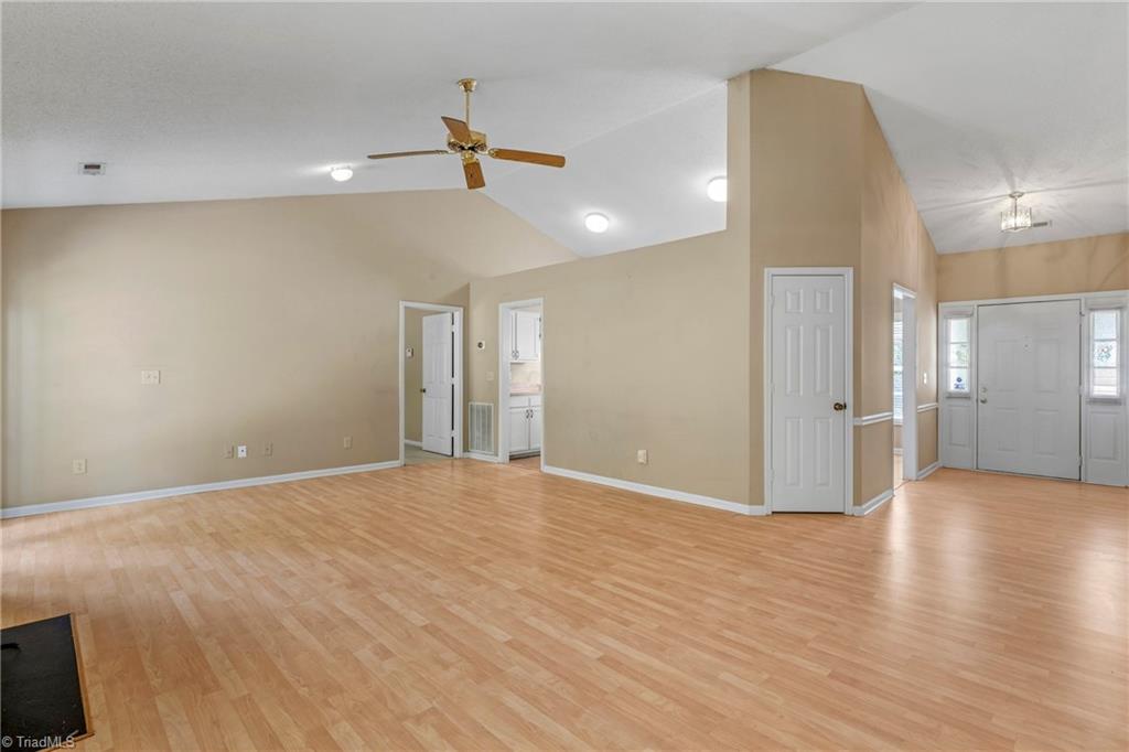 5804 Manor Ridge Trail Property Photo 9