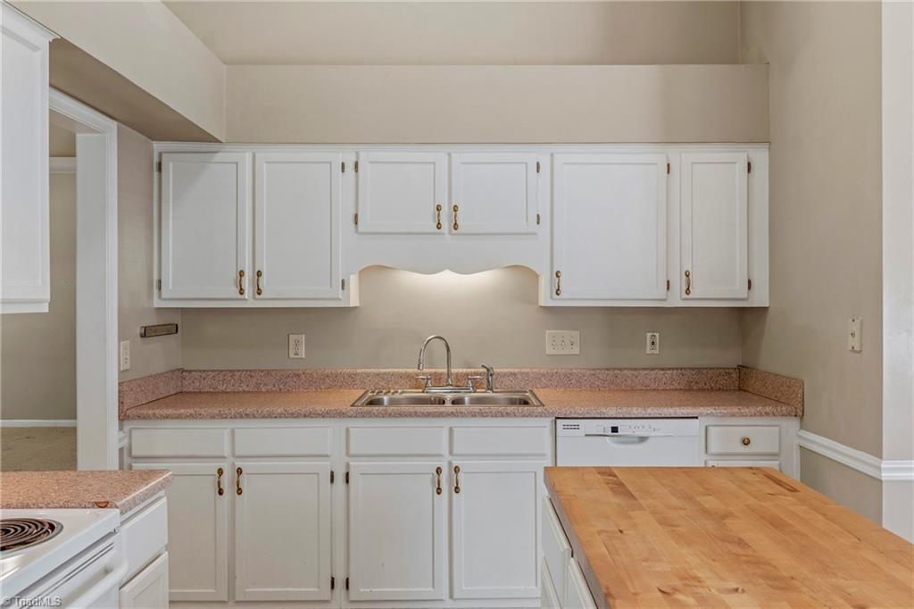 5804 Manor Ridge Trail Property Photo 14