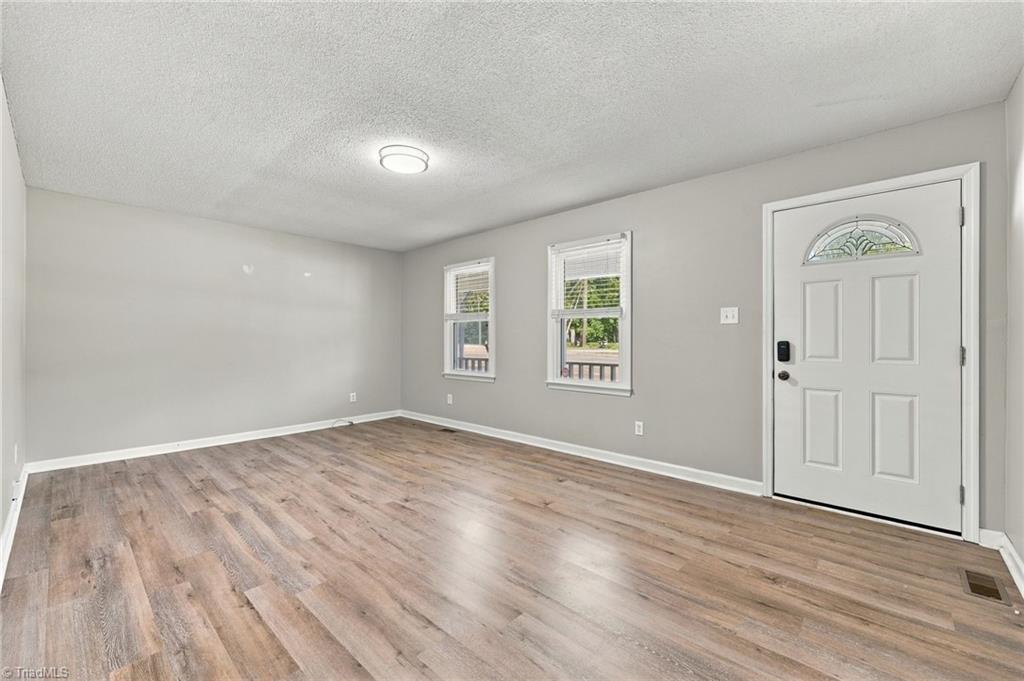5325 Old Greensboro Road Property Photo 15